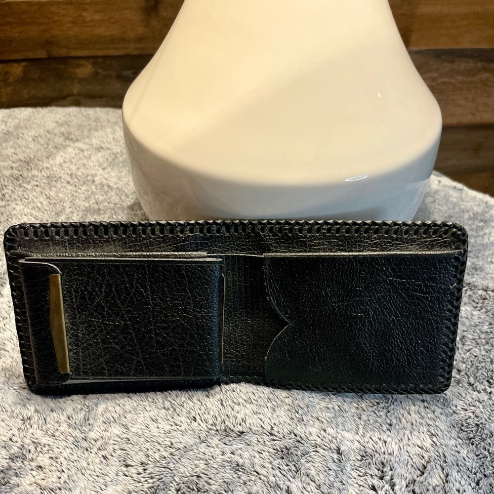 Handcrafted Leather Wallet with Nature Scene - Picture 2 of 5